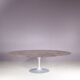 Table ovale XL Tulip Eero Saarinen pour Knoll Int.