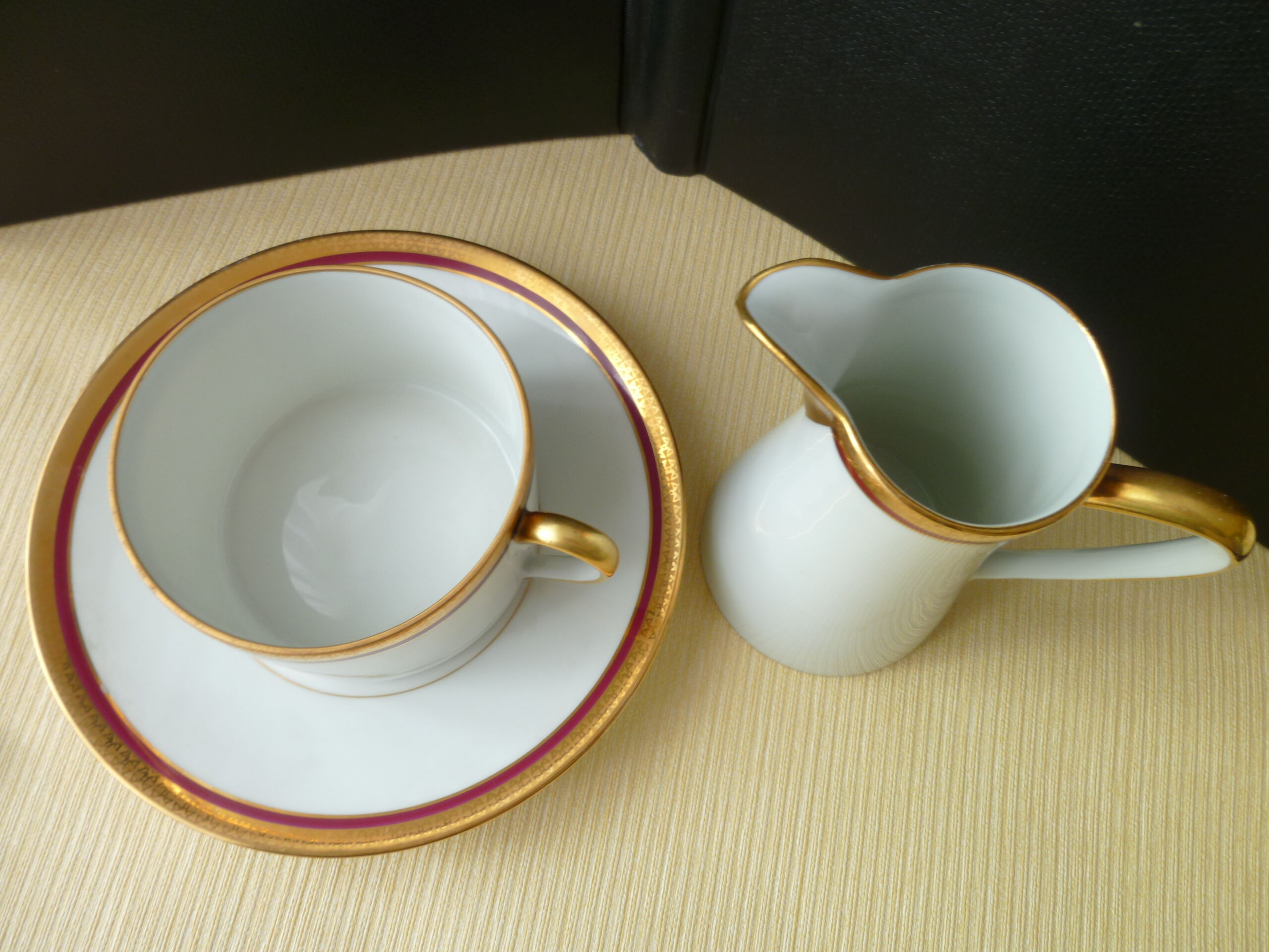 Déjeuner tasse à chocolat ou à thé en Porcelaine de Limoges Jammet Seignolles