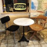 Round bistro table