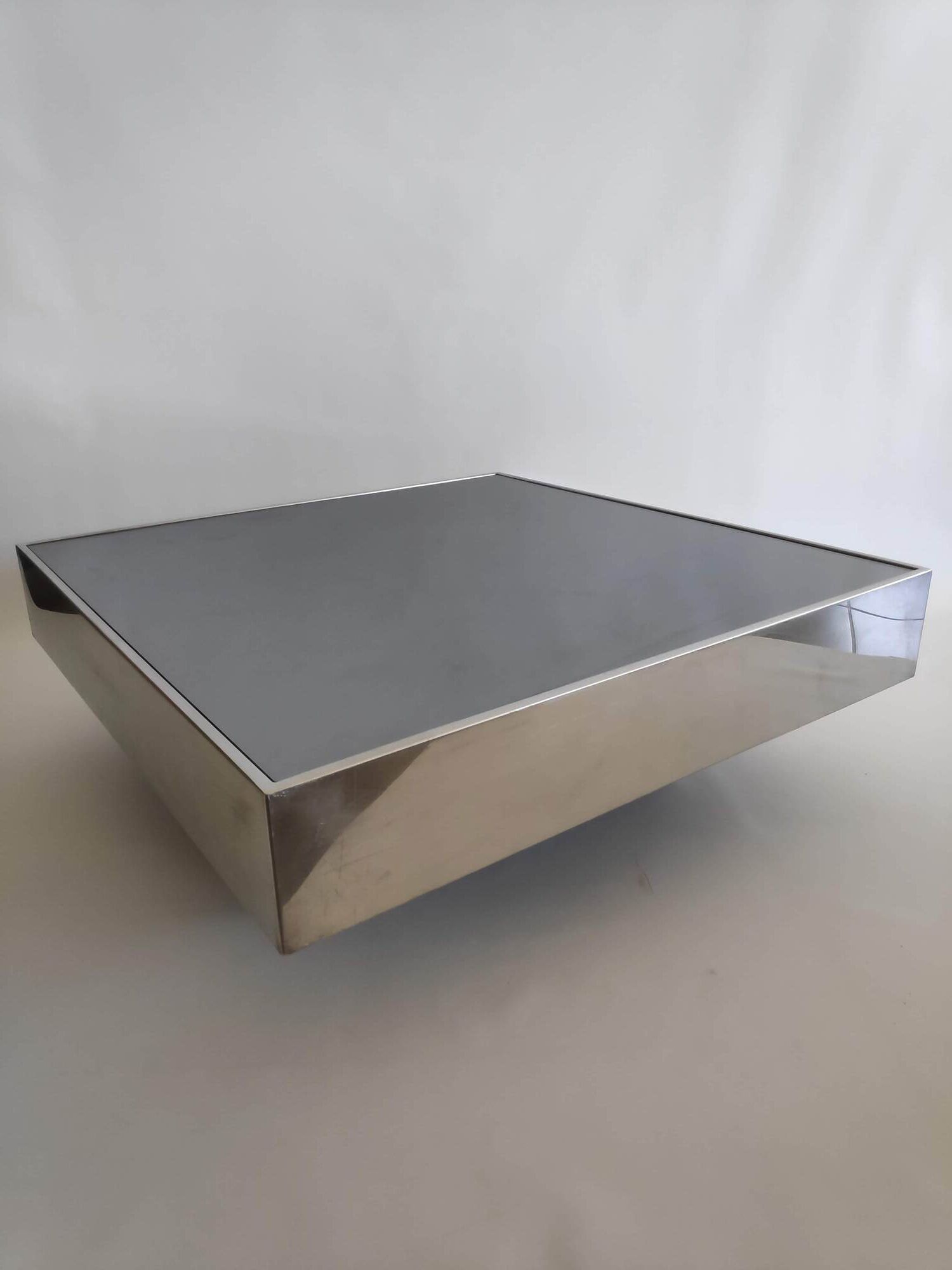 Vintage coffee table in metal and smoked mirror