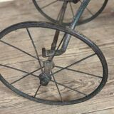 Tricycle d’enfants en fer forgé, vers 1900