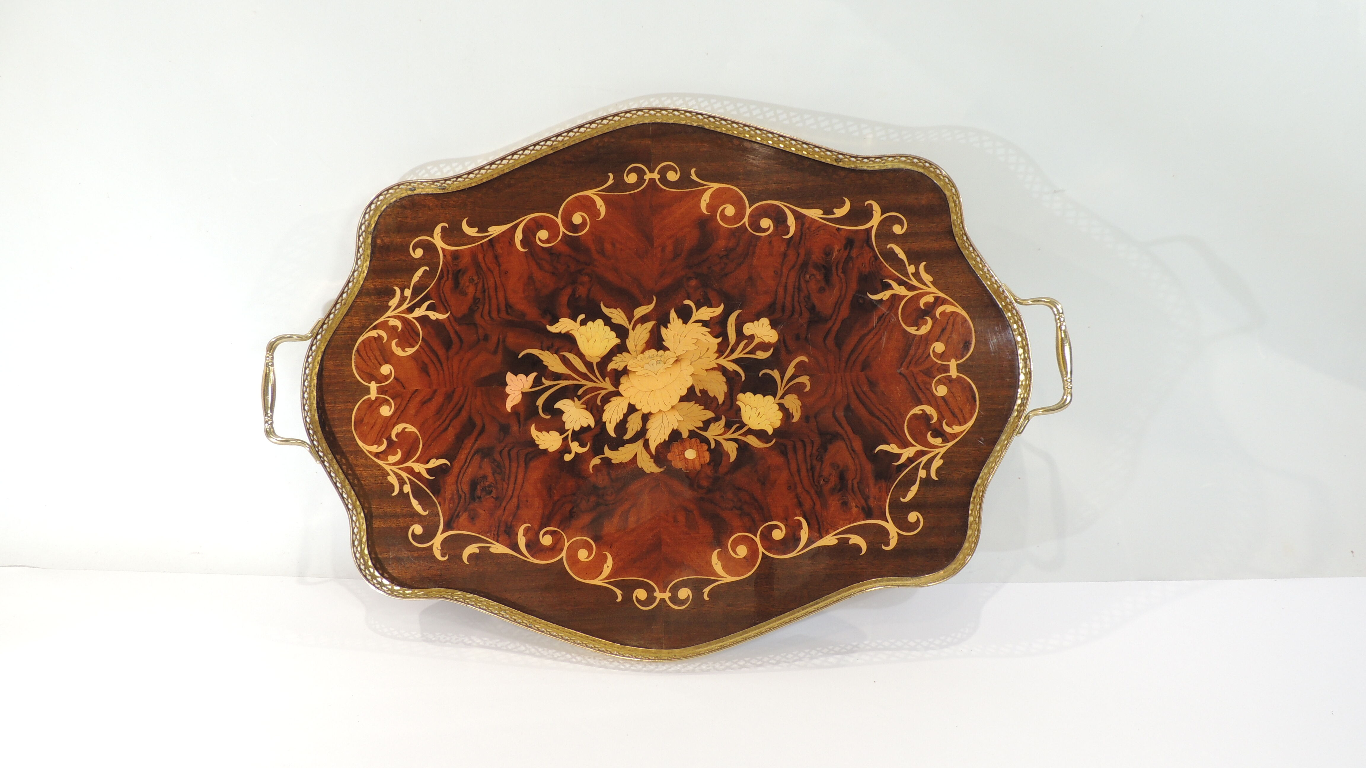Plateau de service Italian Sorrento Novelty Inlaid Wood Works /vintage