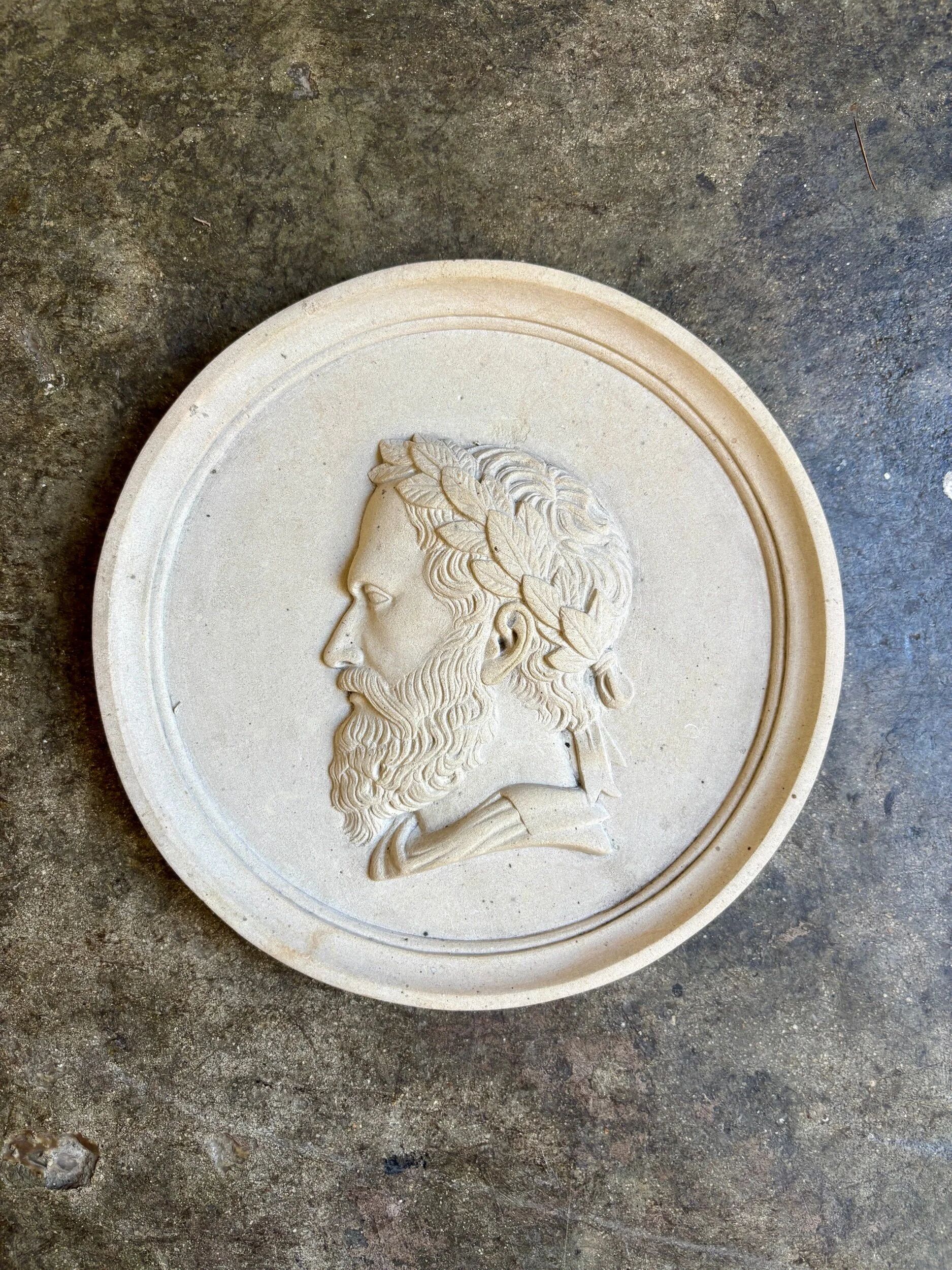 Wall medallion, antique-style plaster portrait