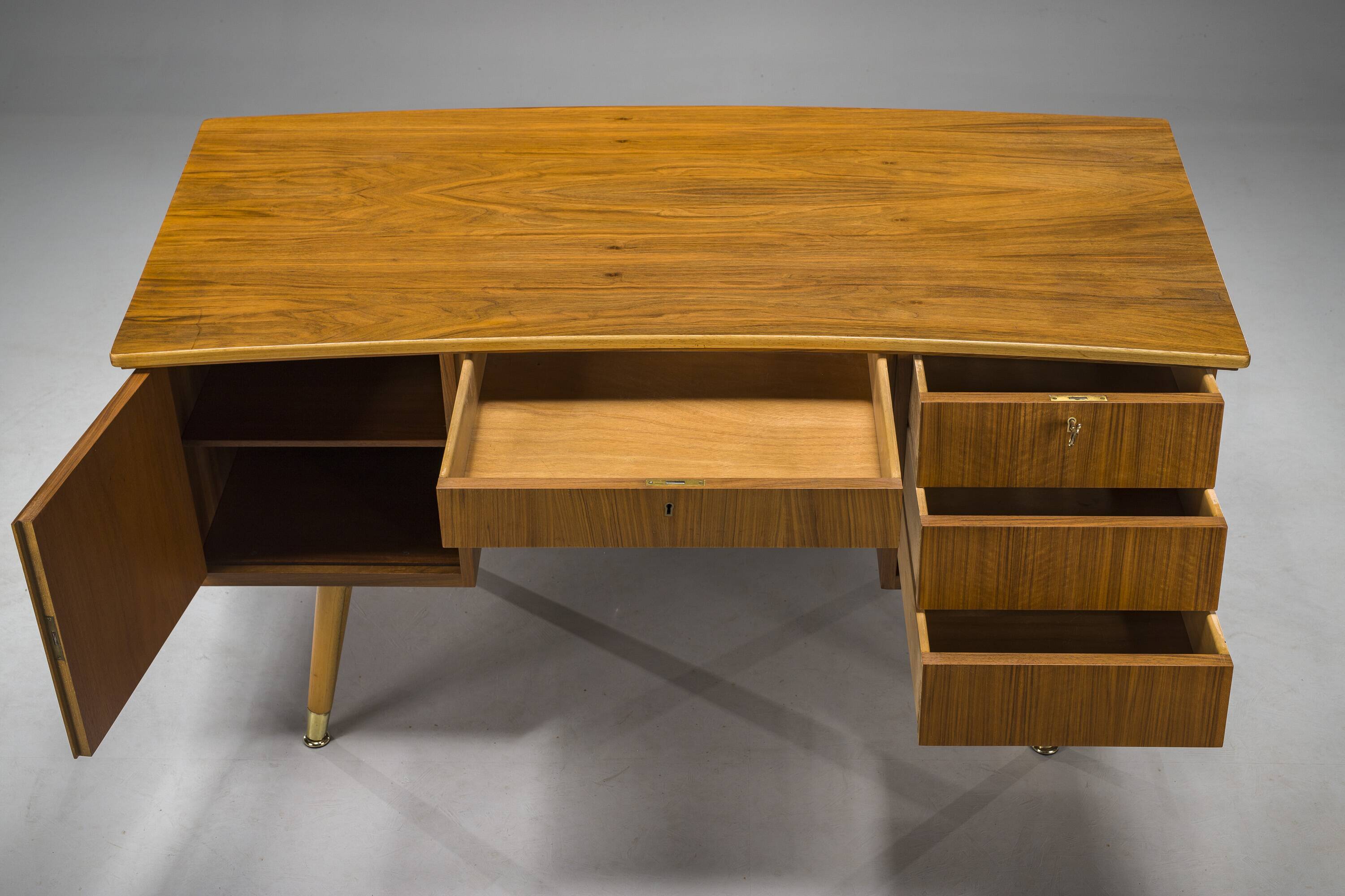 Freestanding Desk in Walnut, 1960s