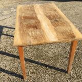 Farm table