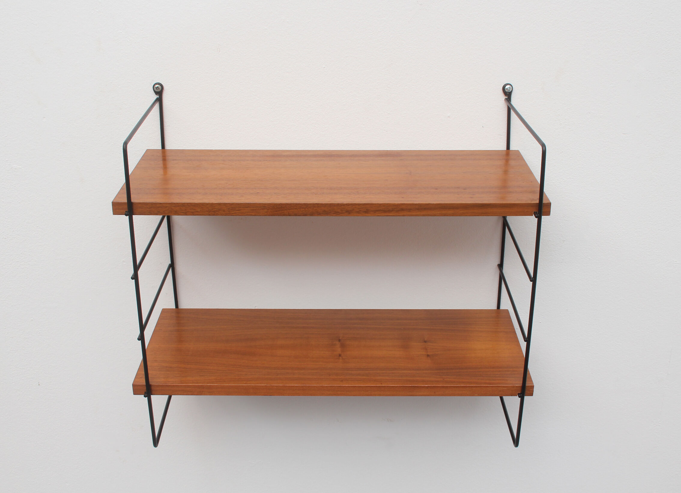 Wall unit in walnut 1960