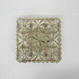 Lampe de plafond en lucite des années 1970, style milieu de siècle.