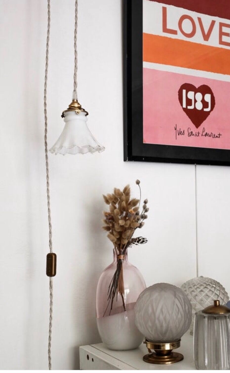 Vintage hand lamp in white opaline