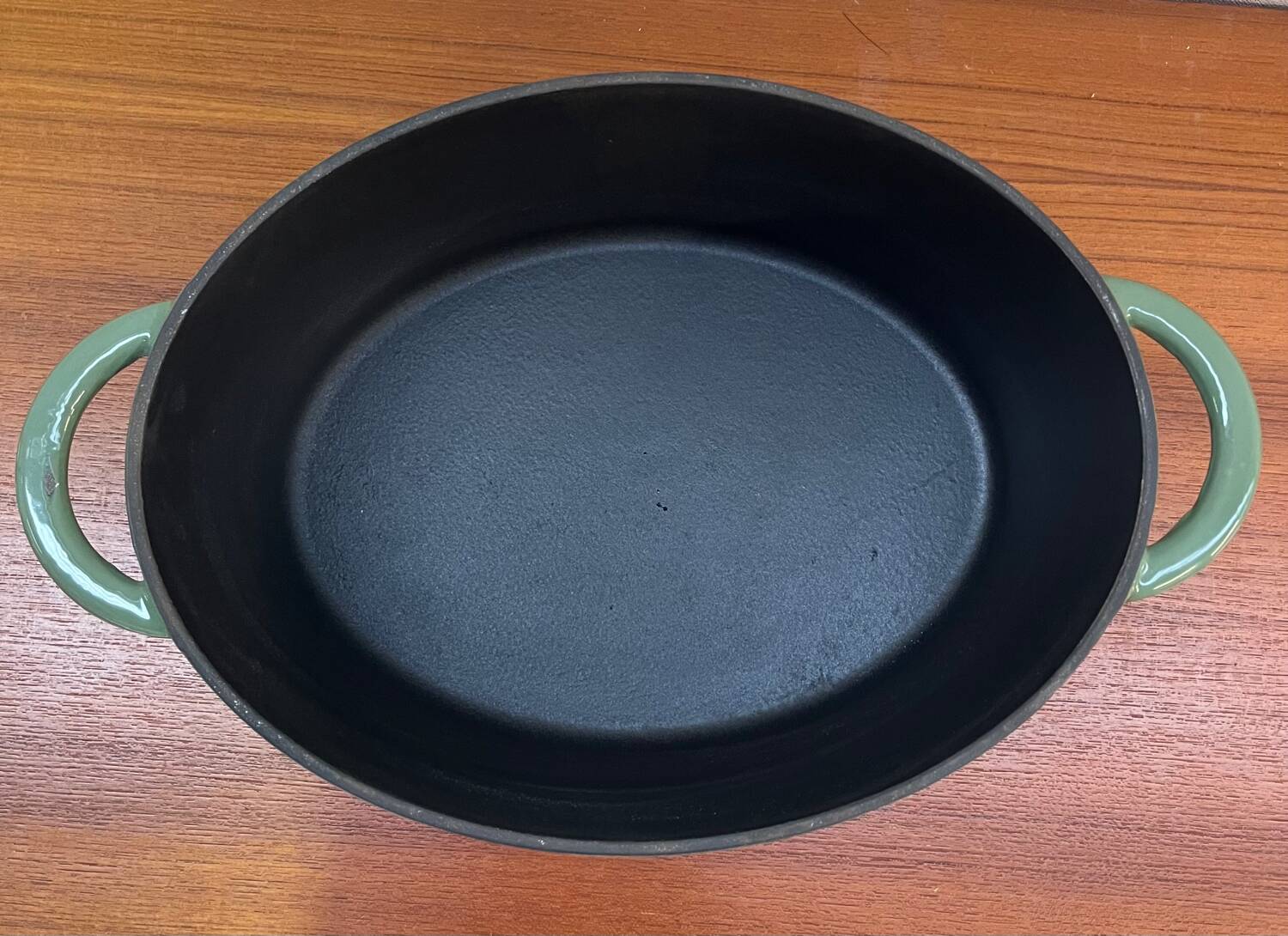 Sitram cast iron casserole dish