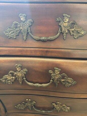 Commode antique