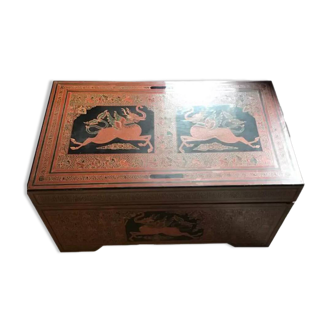 Coffre birman