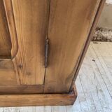 Row of pine loom furniture
