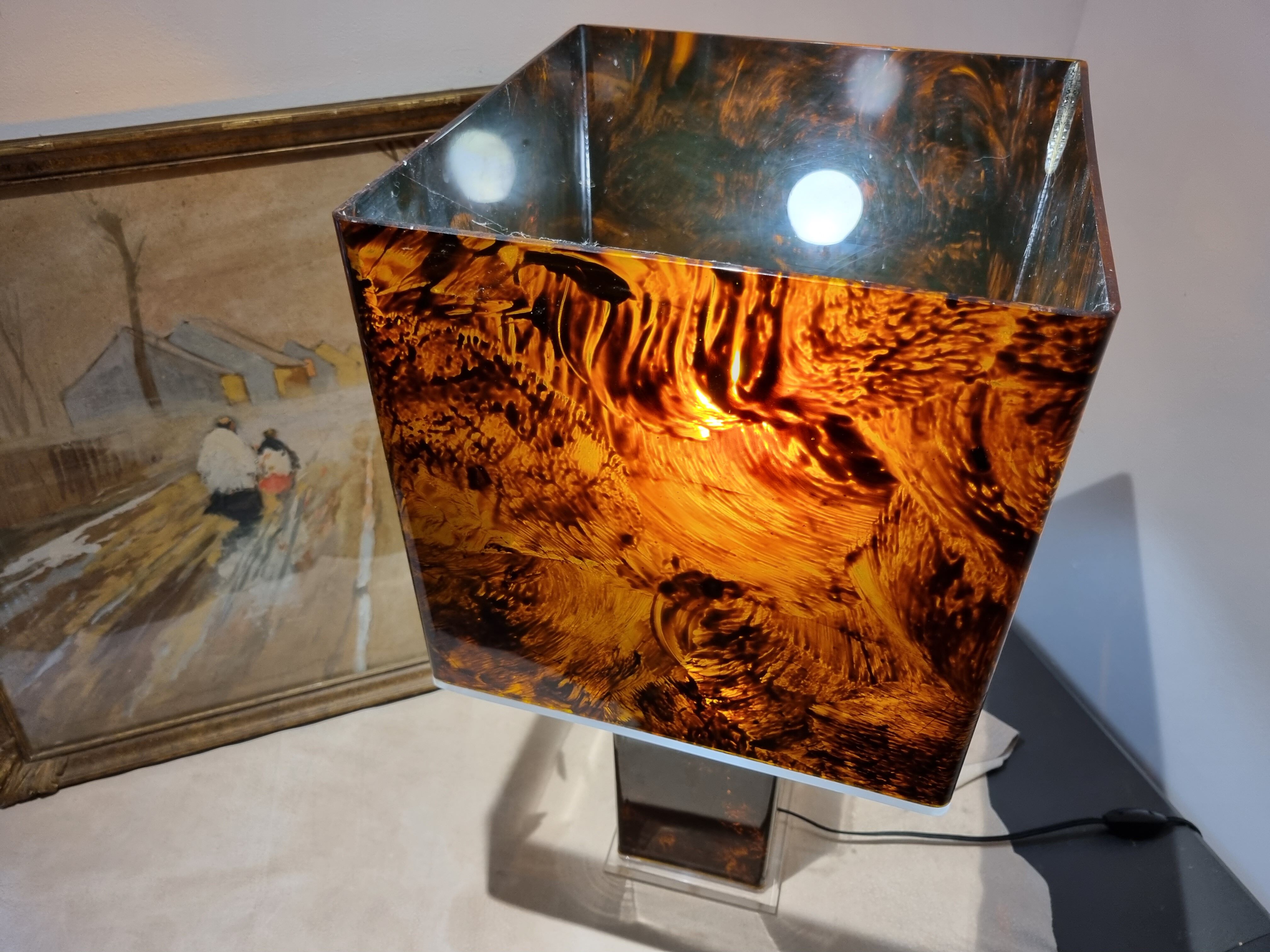 Plexiglas lamp 70s