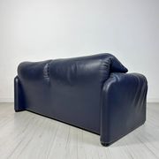 Vintage Maralunga 2-seater leather sofa from the 1980s by Vico Magistretti for Cassina.