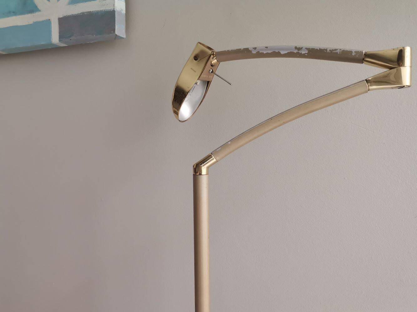 Adjustable swing arm modernist floor lamp