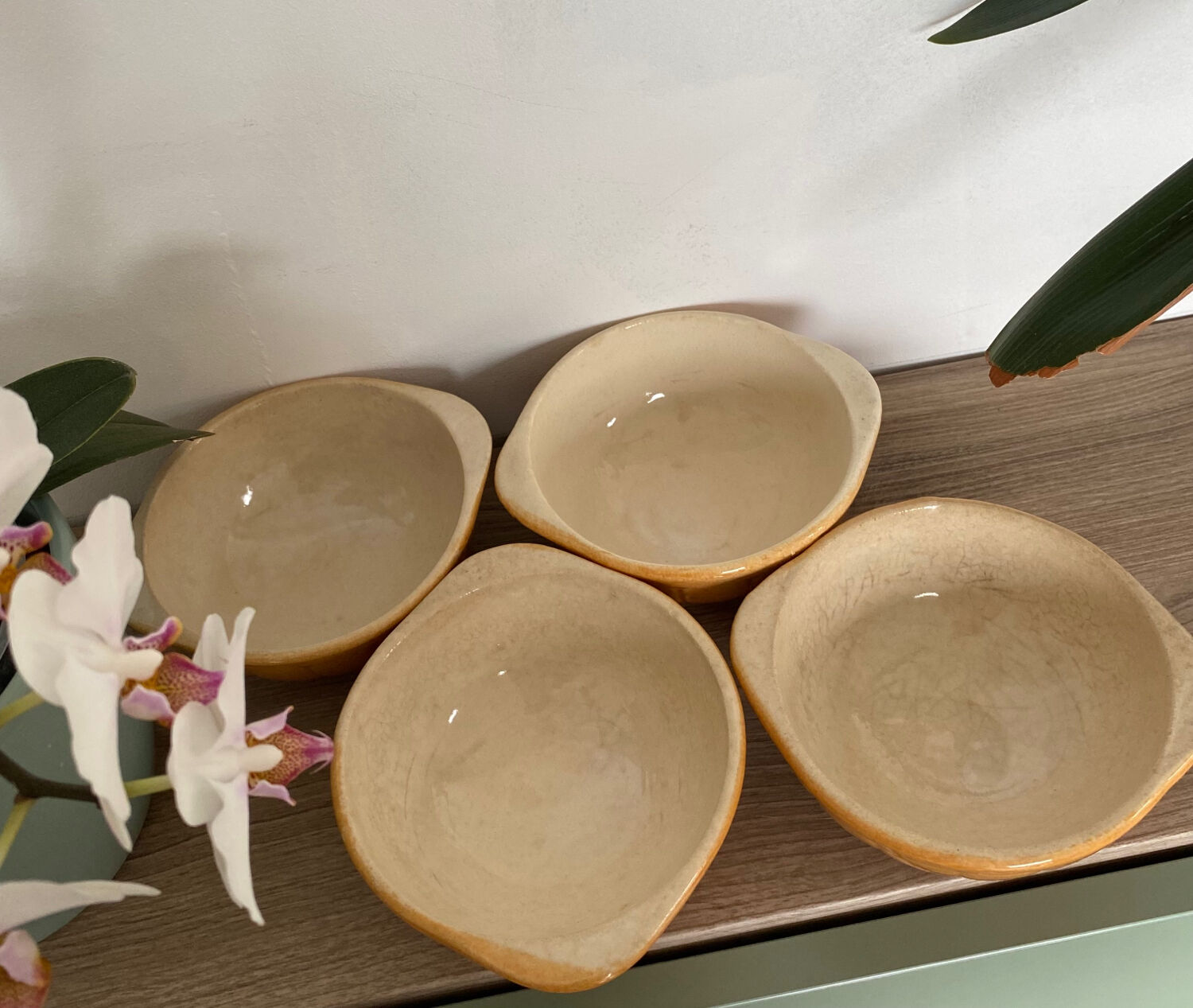 4 eared bowls