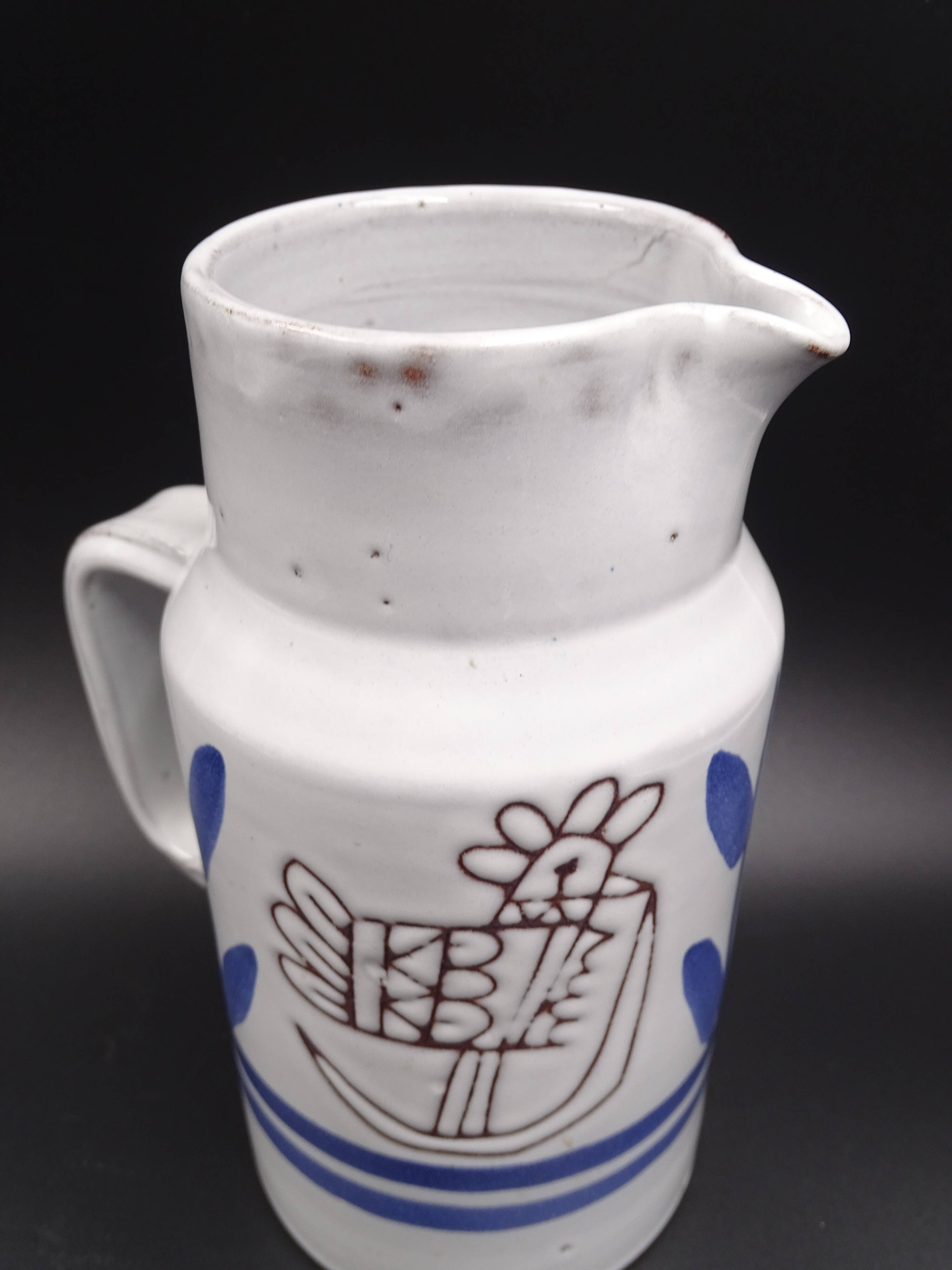 Enamelled terracotta pitcher, bird decoration engraved by Michel Barbier, Vallauris circa 1970