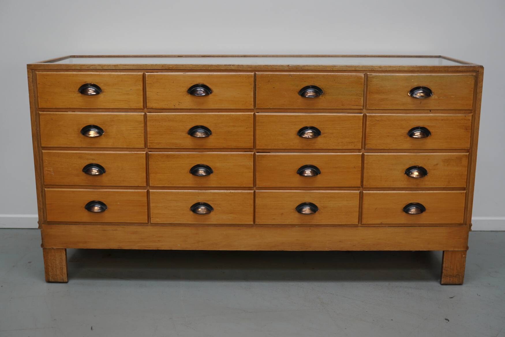 Antique Shop Counter in English Beech, circa 1920-1930