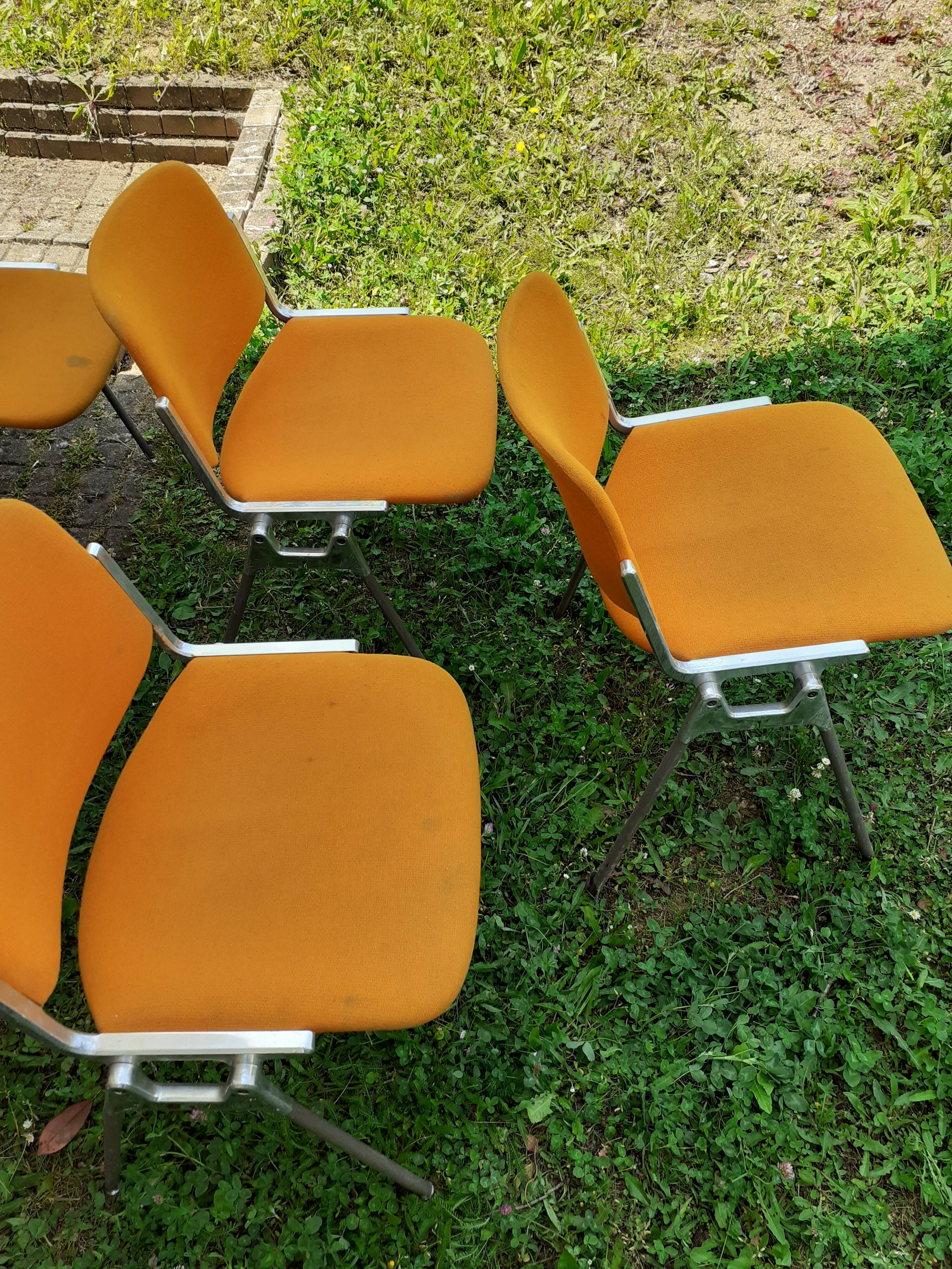 Serie of 6 chairs by Giancarlo Piretti for Castelli