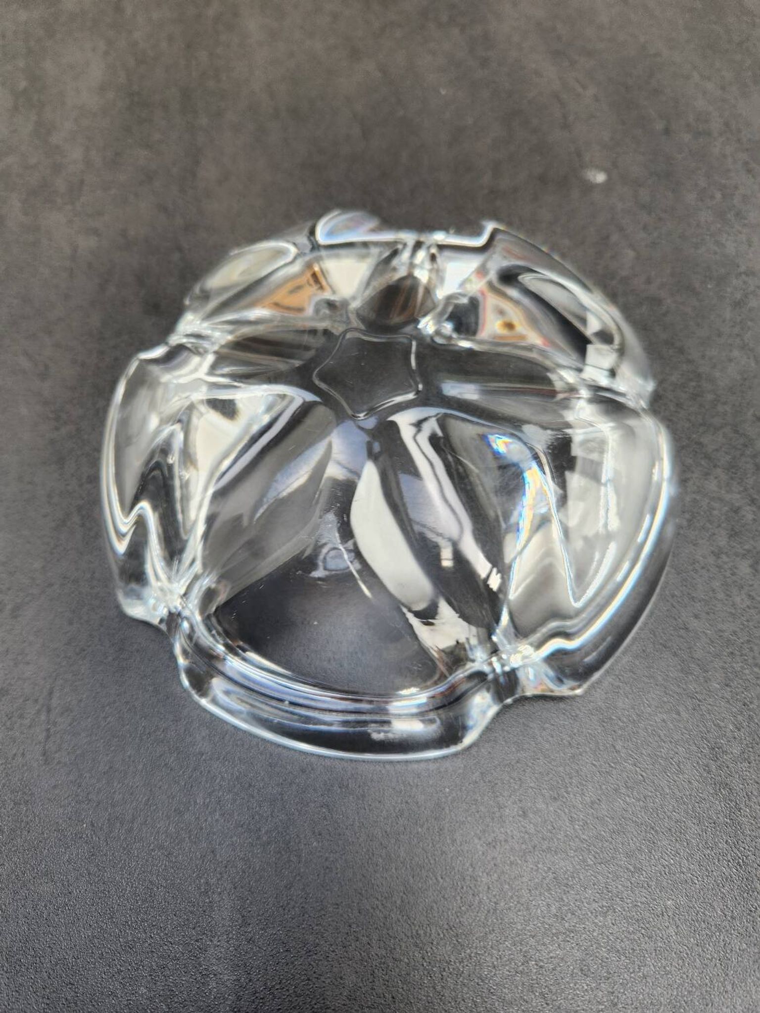 Large crystal ashtray or pocket emptier
