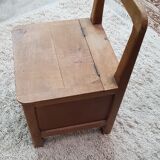 Child's downbating trunk chair