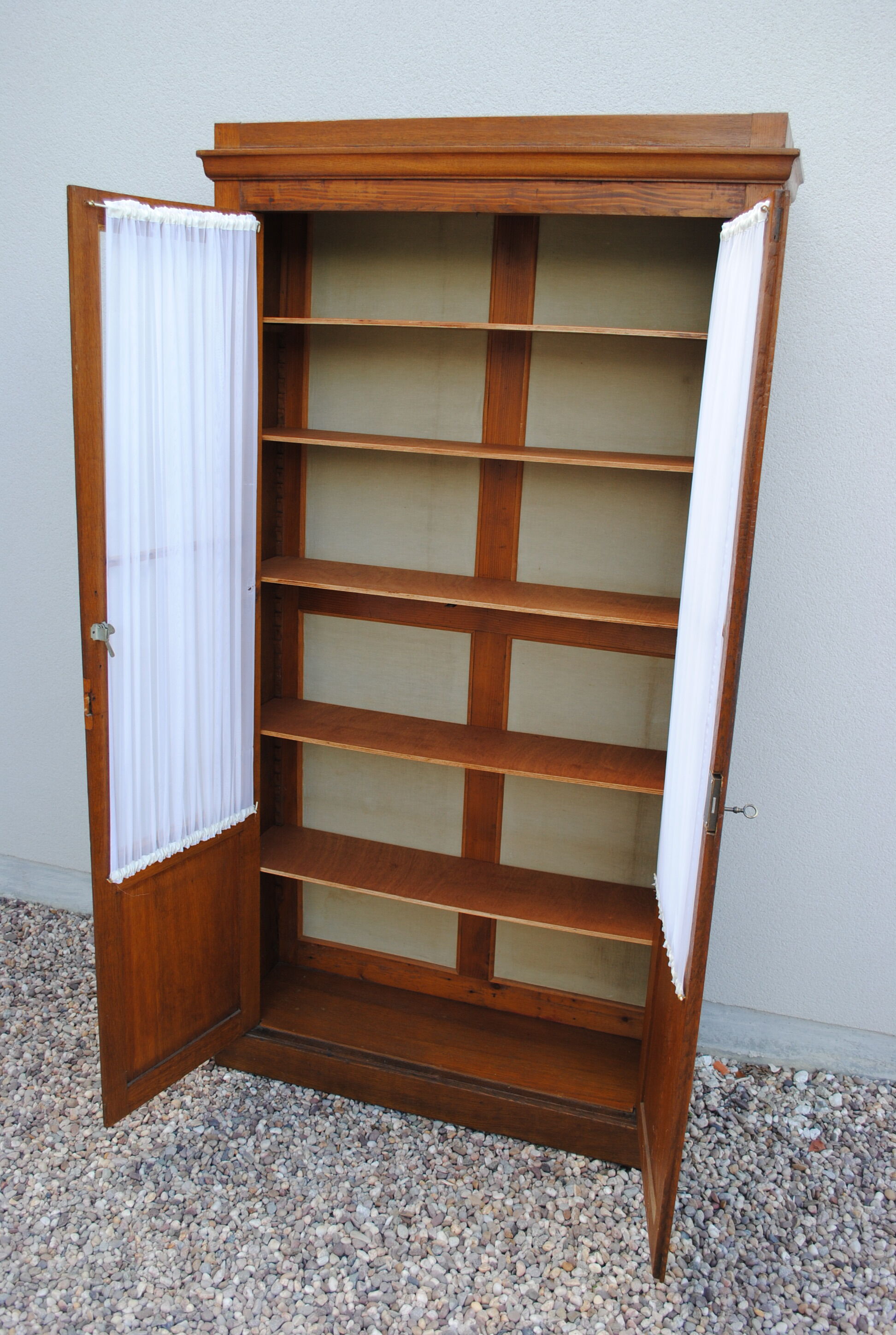 School oak bookcase year 50
