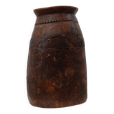Rare vase rustique de style wabi sabi en bois massif, France années 1800