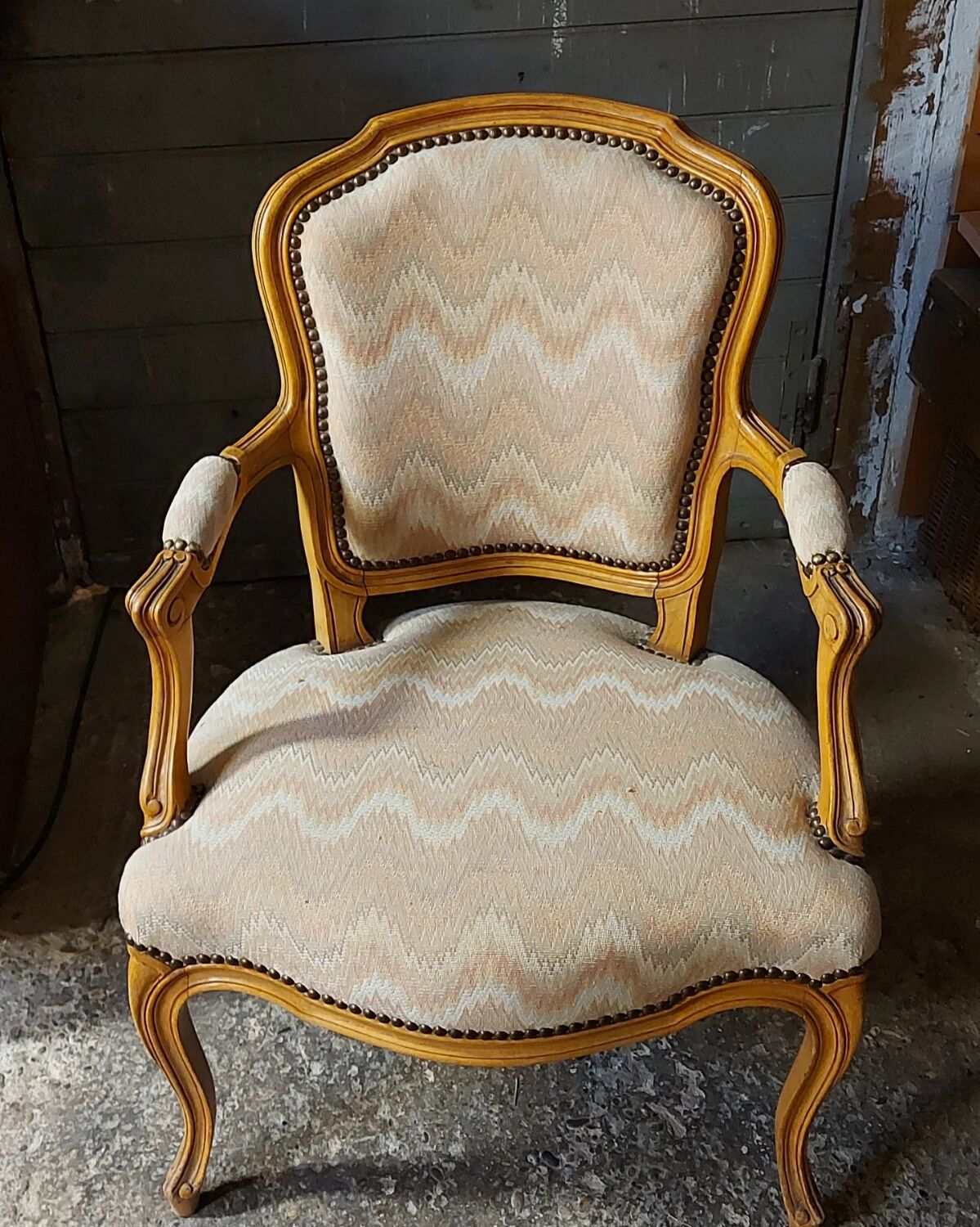 Fauteuil Louis XV bison