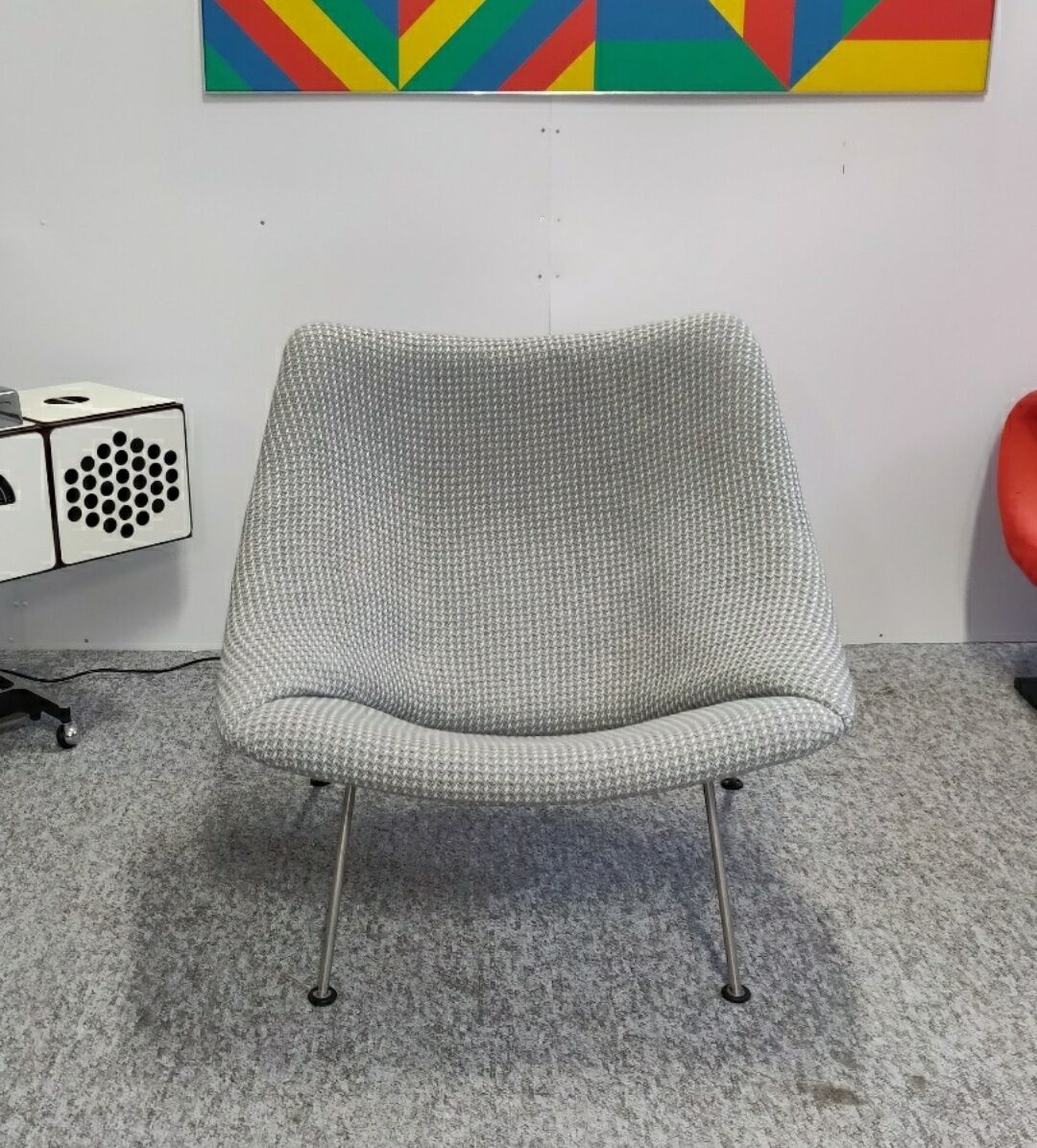 Pierre Paulin Oyster chair by Artifort