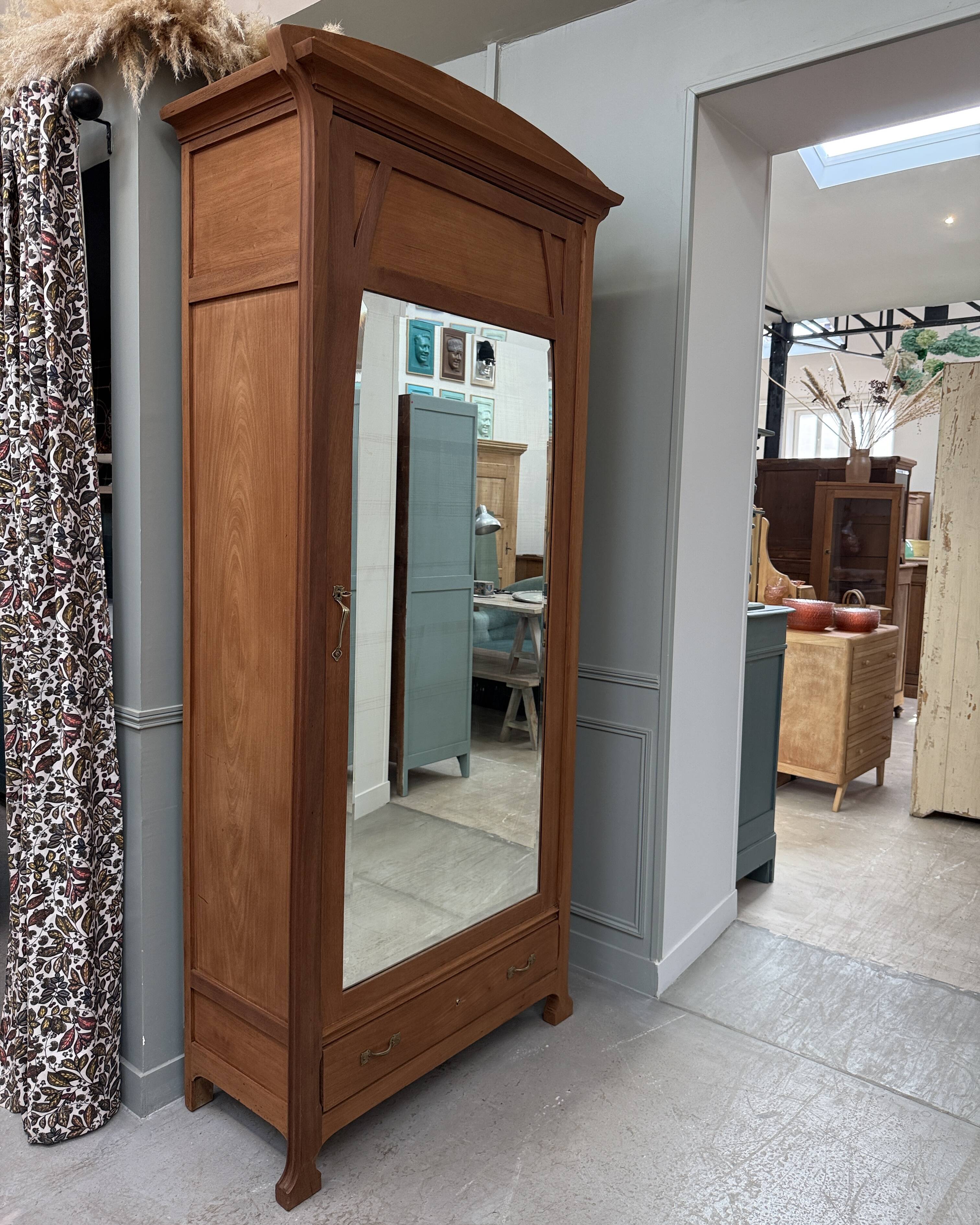 Large Art Nouveau cupboard (renovated)