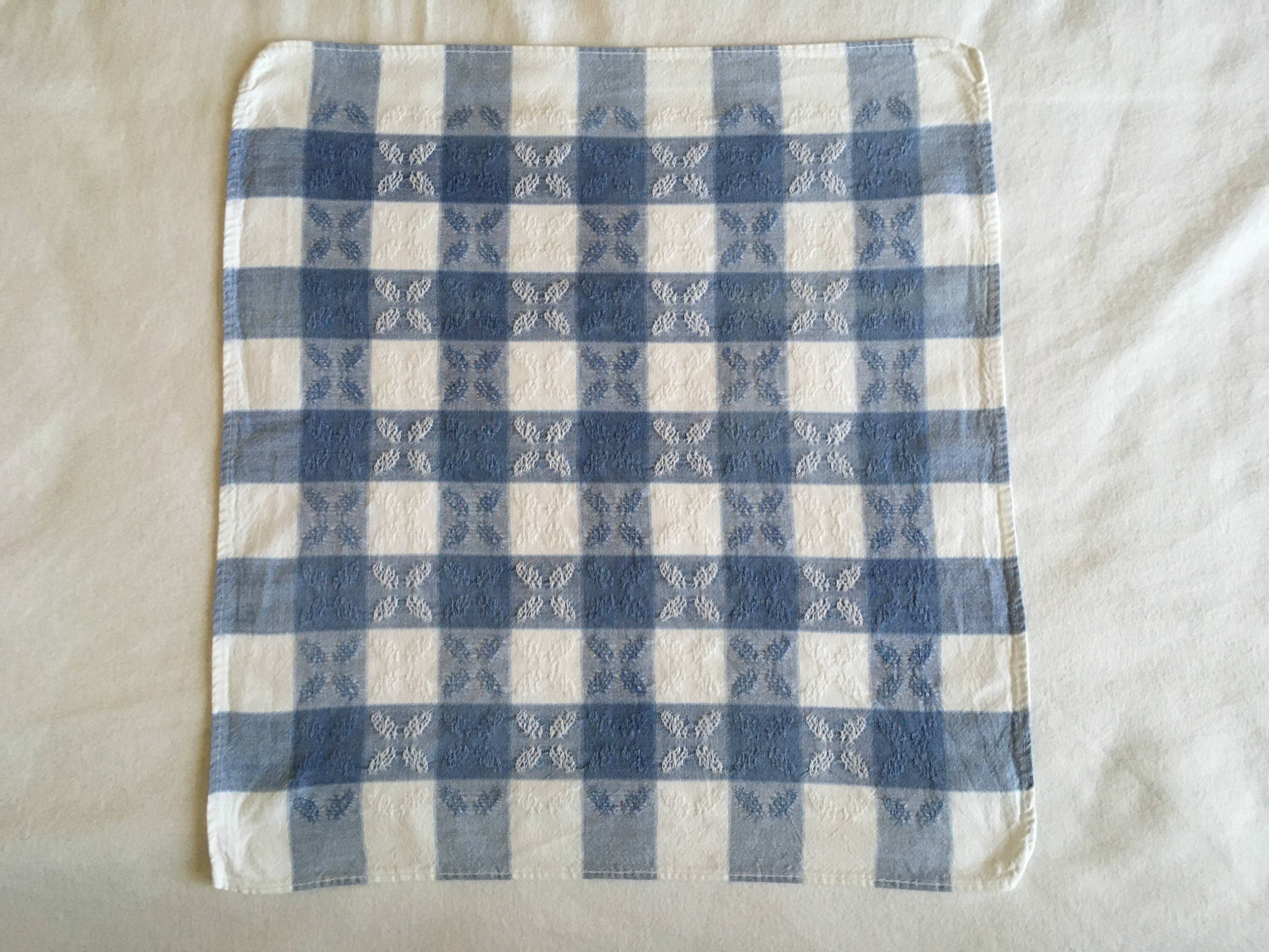 2 red/blue bistro napkins 45 x 43