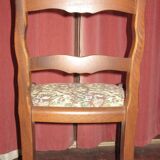 Set of 2 wooden chairs