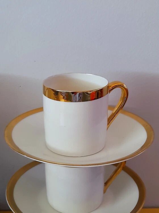 Porcelain coffee cups