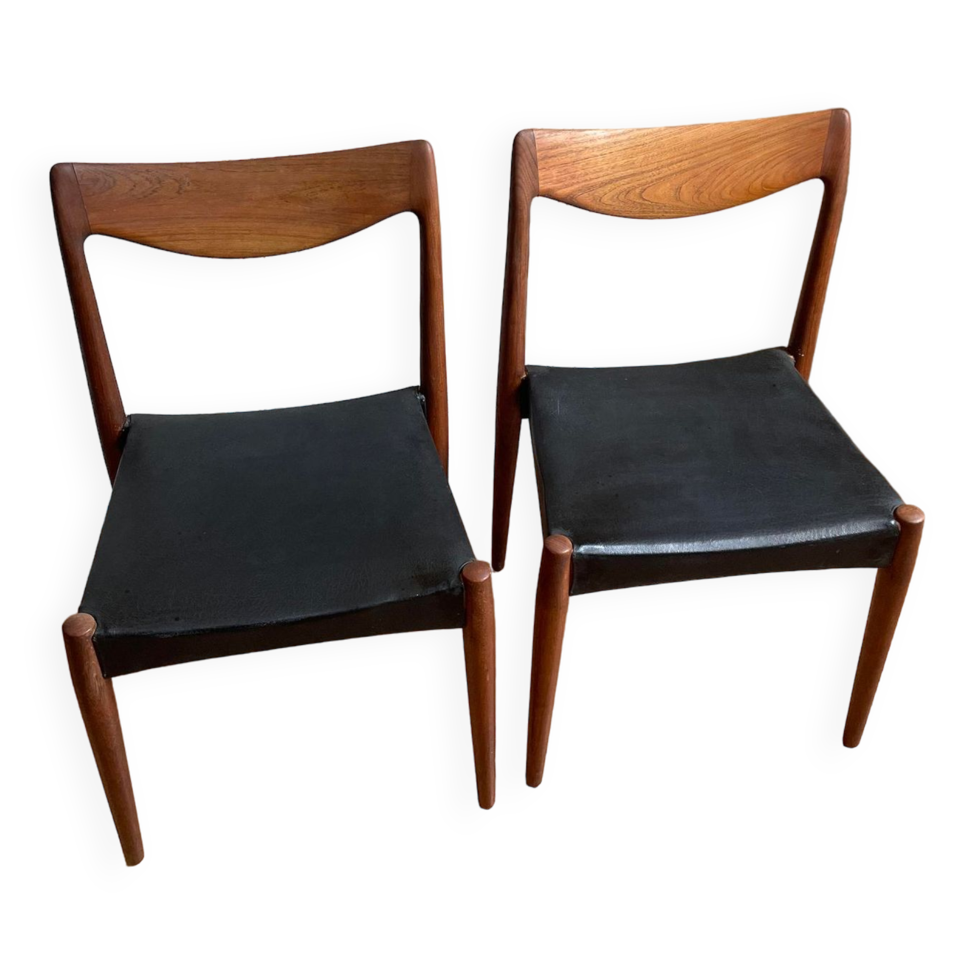 Paire de chaises scandinaves simili cuir noir