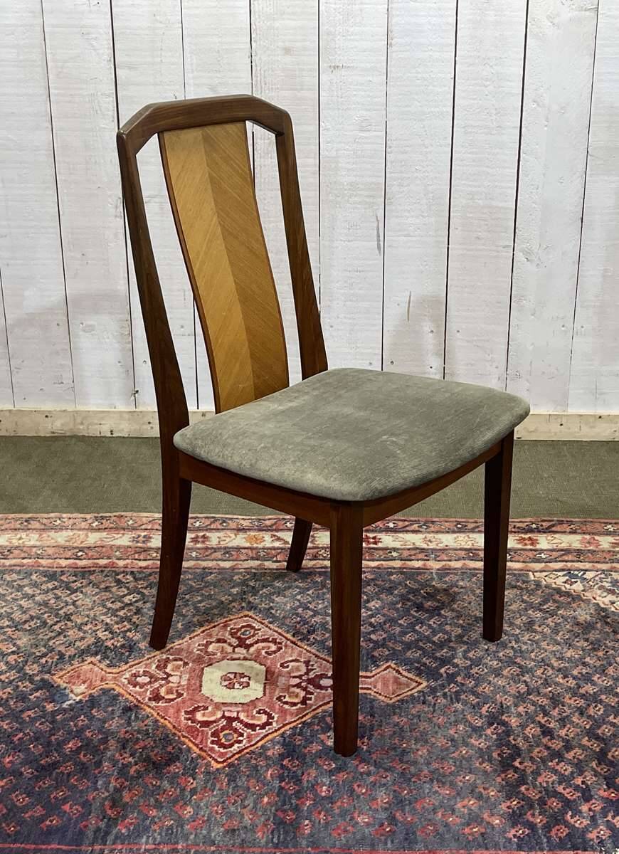 Set of 4 chairs and 2 armchairs by GPlan in teak from the 1970s