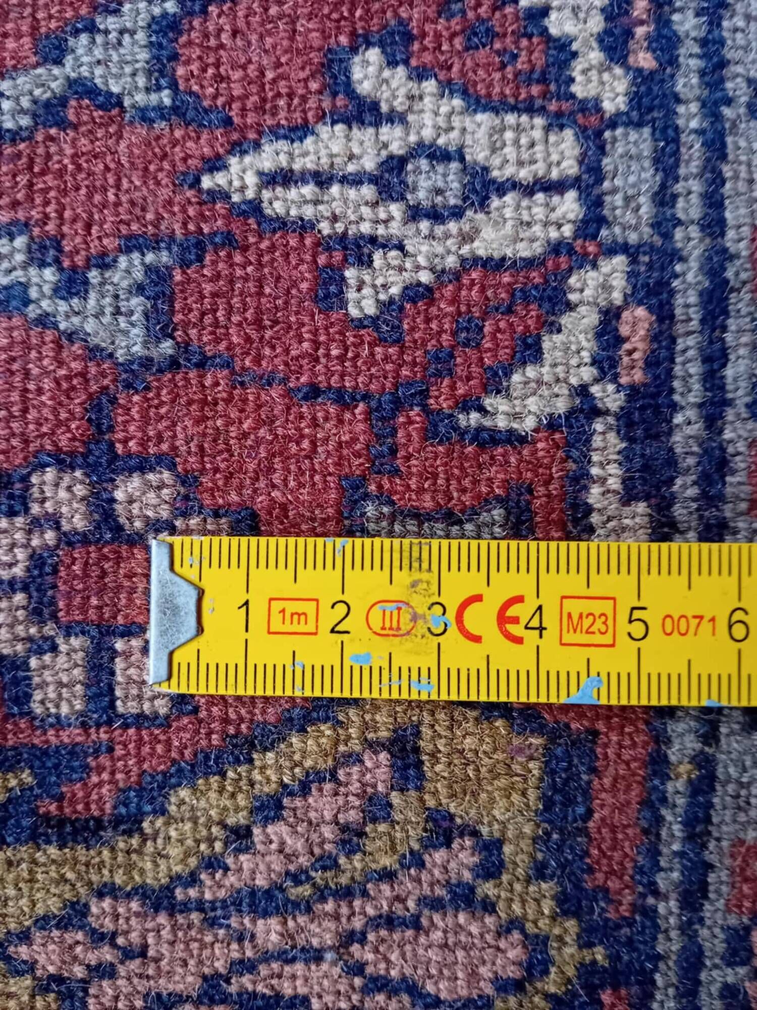 Tapis Pakistanais fait main 277x188cm