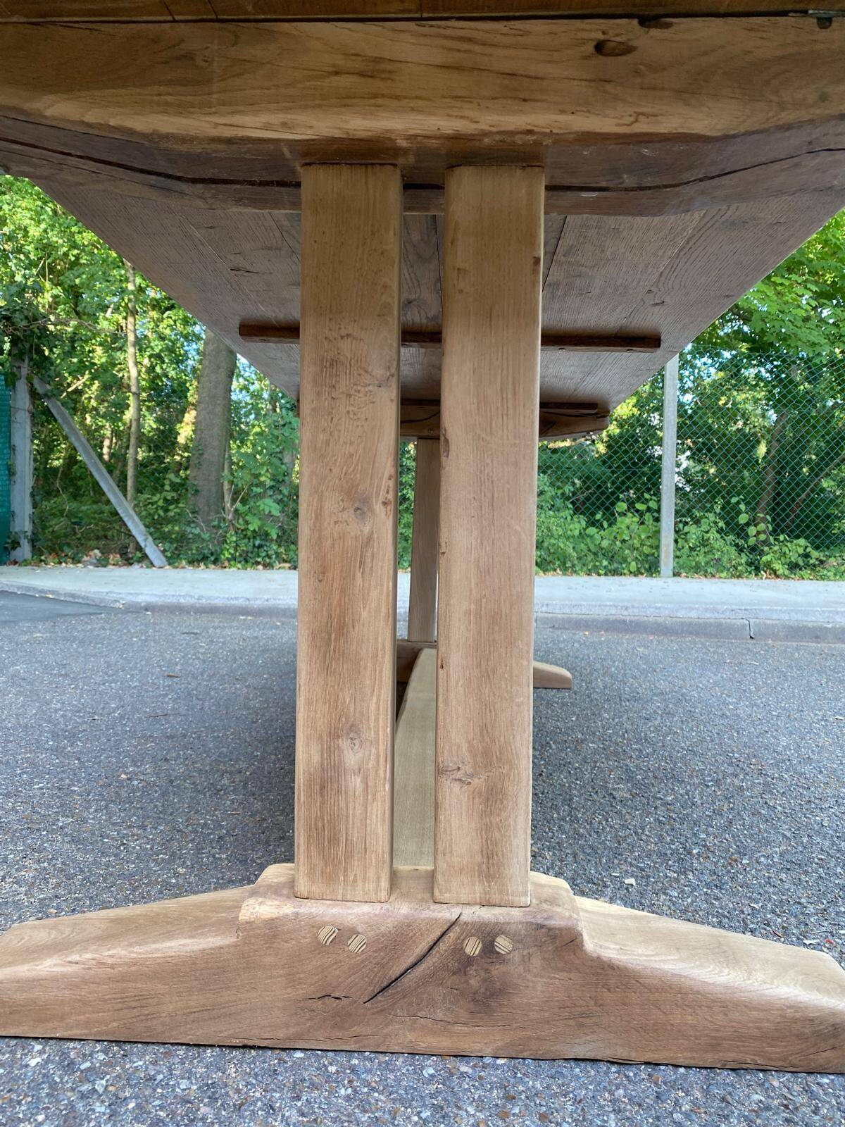 Grande Table de Monastère décapée en chêne massif brut 225cm