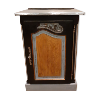 Parisian buffet with zinc tray