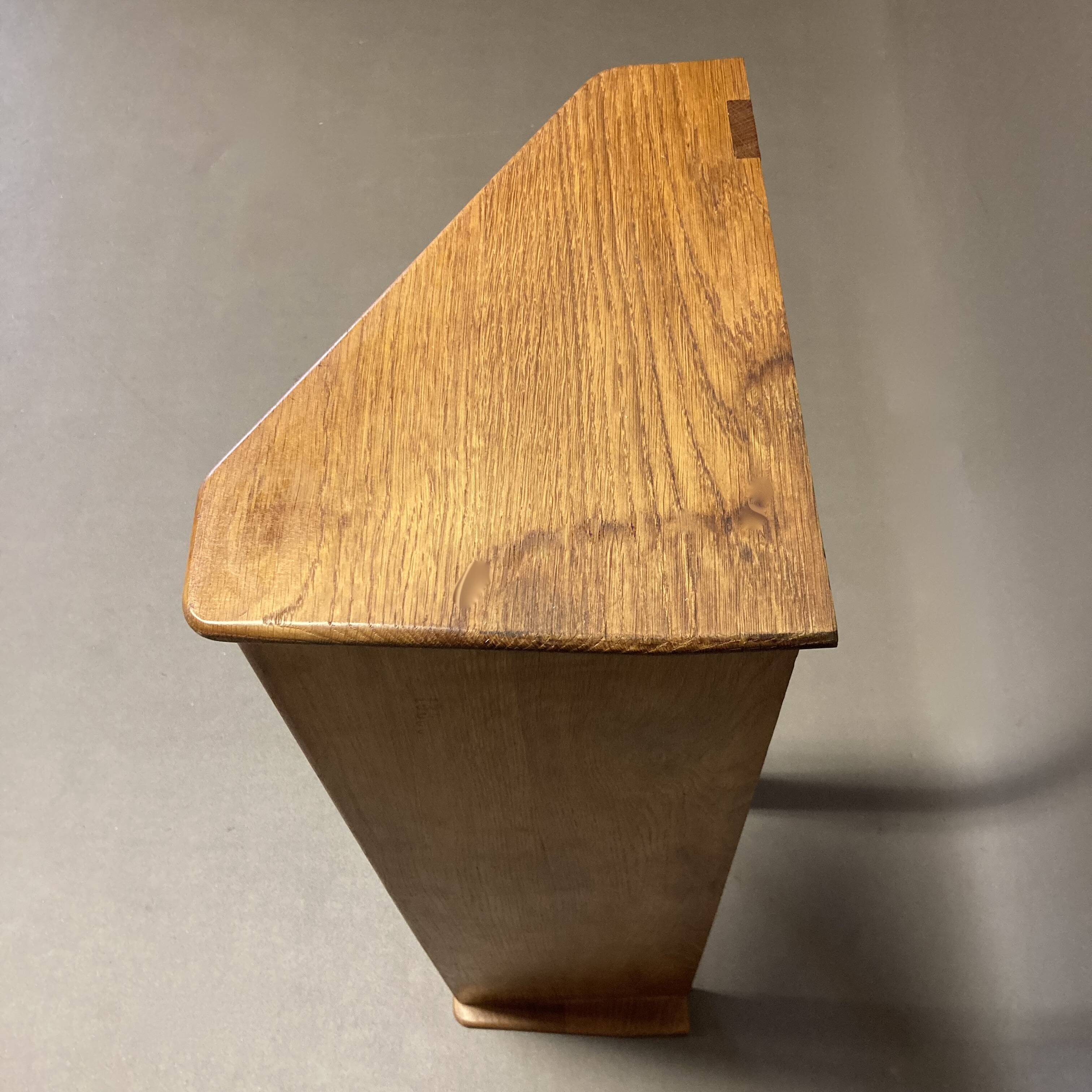 “Hans Wegner” shelf Scandinavian design 1950.