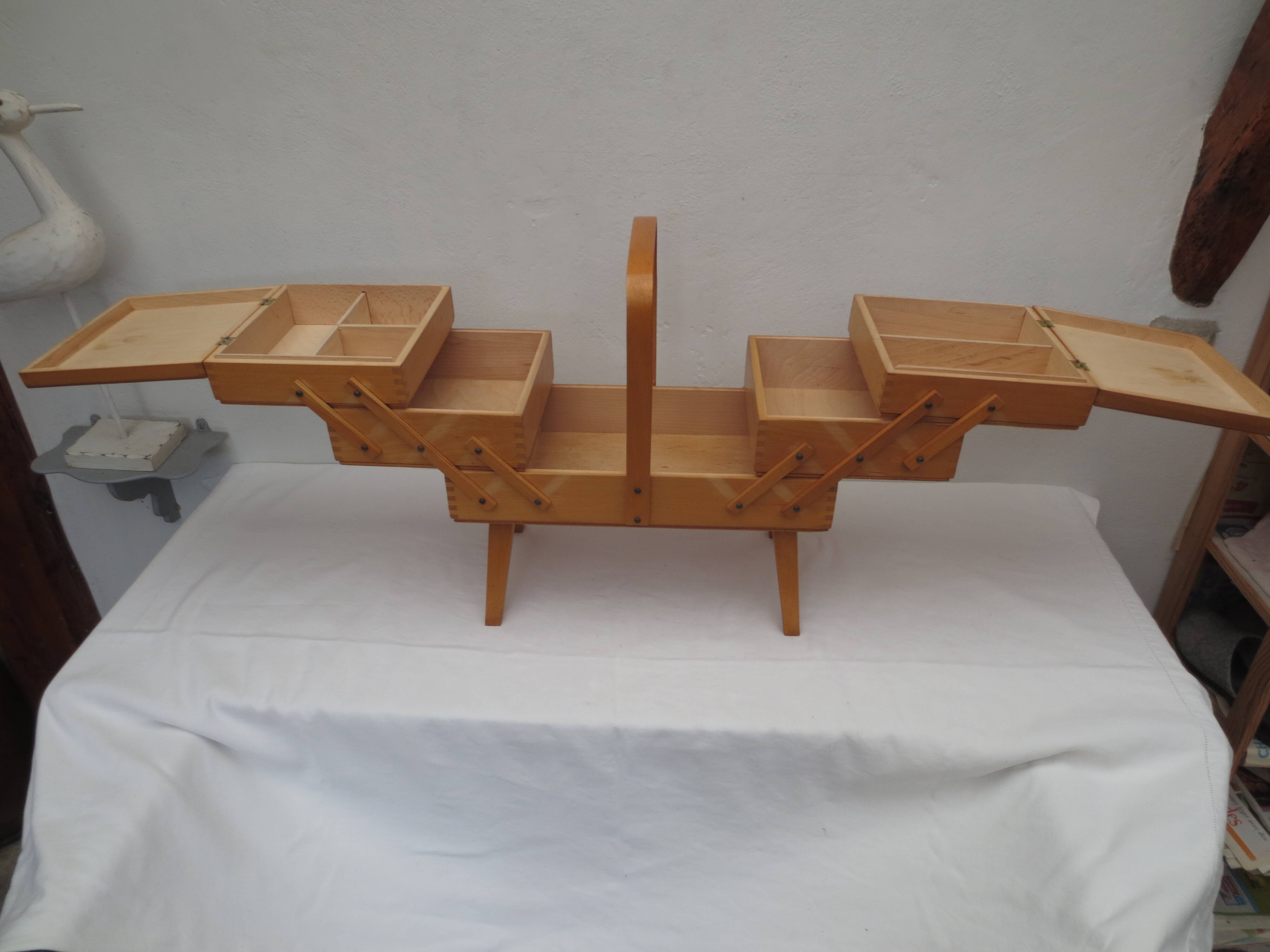 Nice-sized worker, in light varnished wood