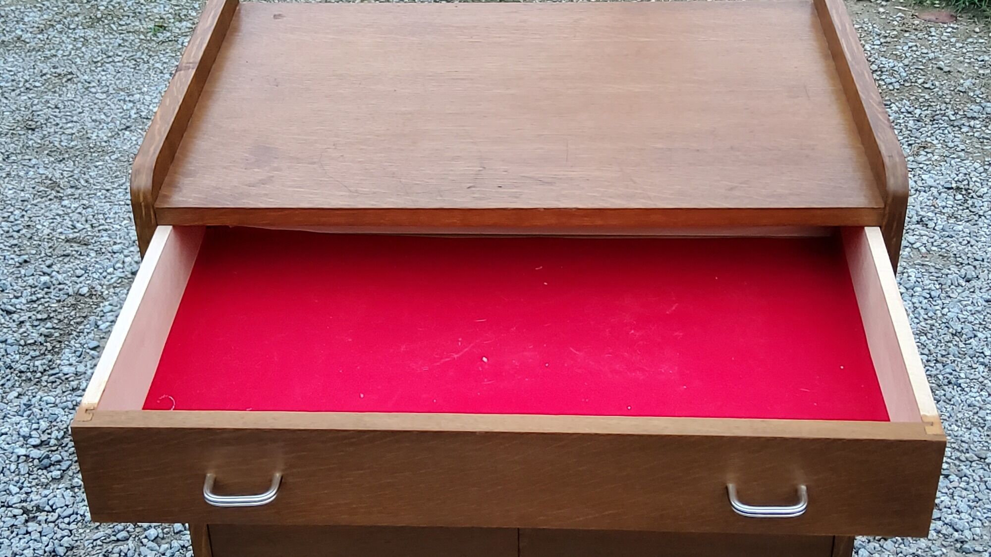 Vintage oak chest of drawers feet compass and fins of the 50s 2 doors 1 drawer