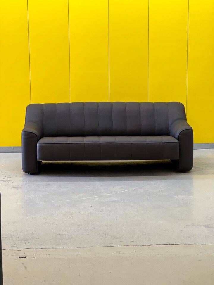 Black leather 3-seater sofa by De Side, from 1970's model 44