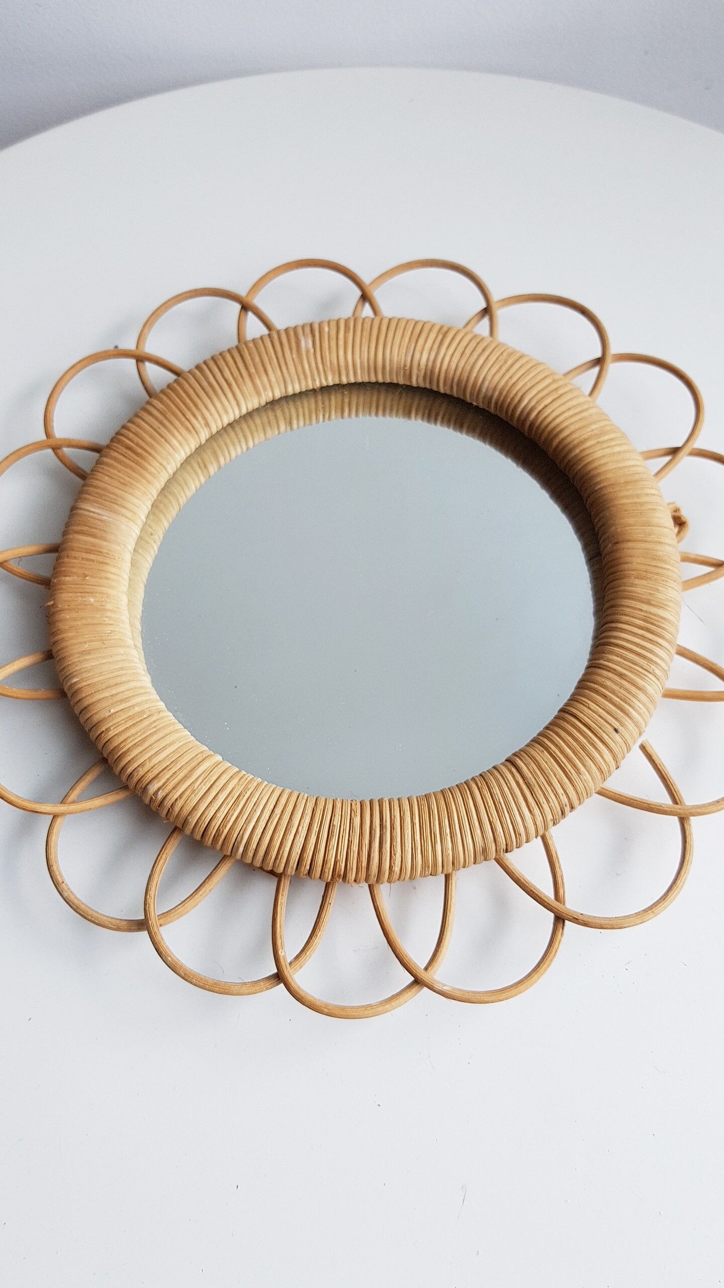 Mirror sun rattan