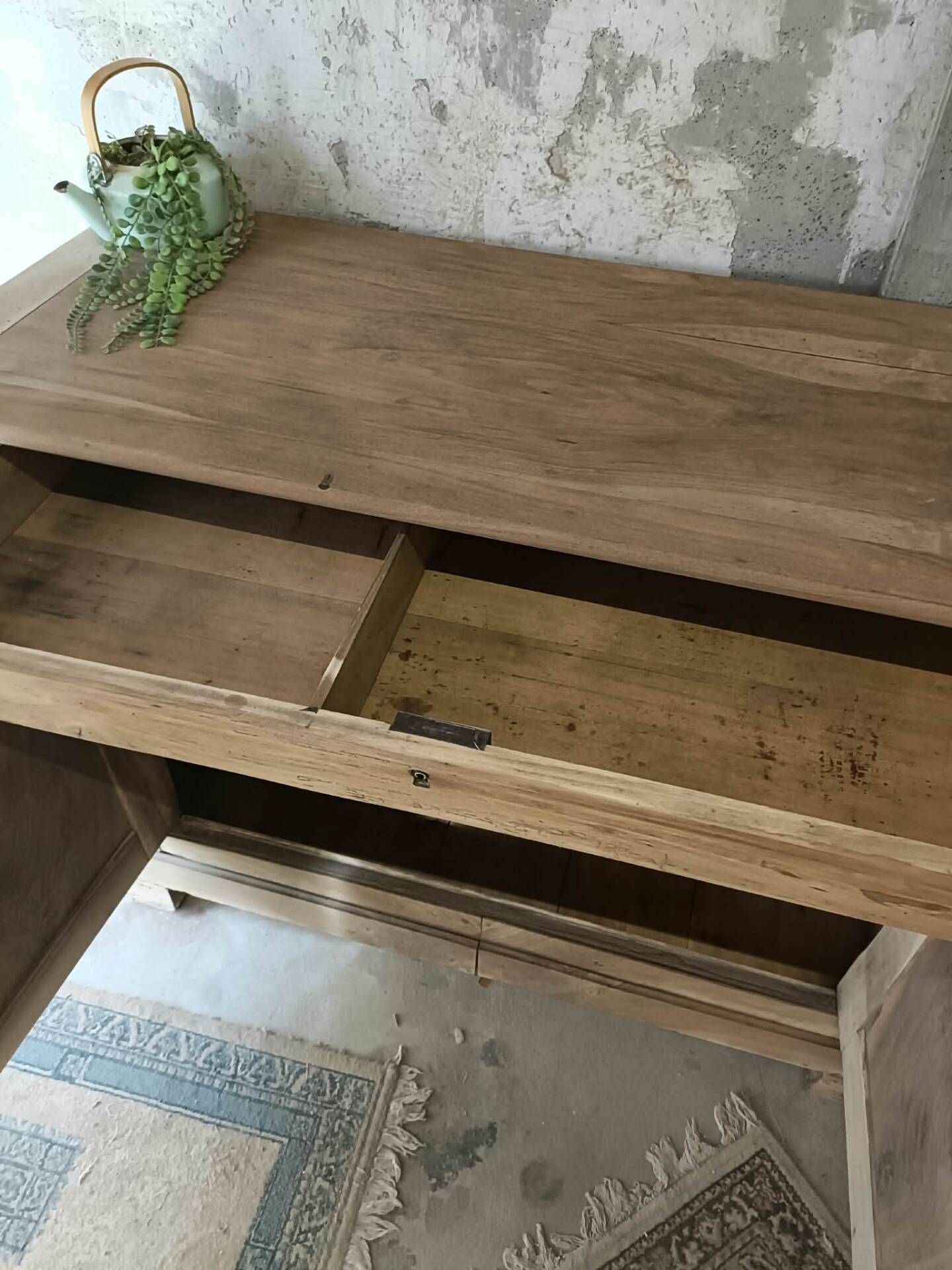 Buffet en bois