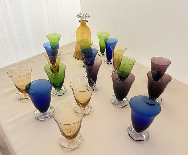 Service Vintage carafe et verres (19) en verre Murano années 50.