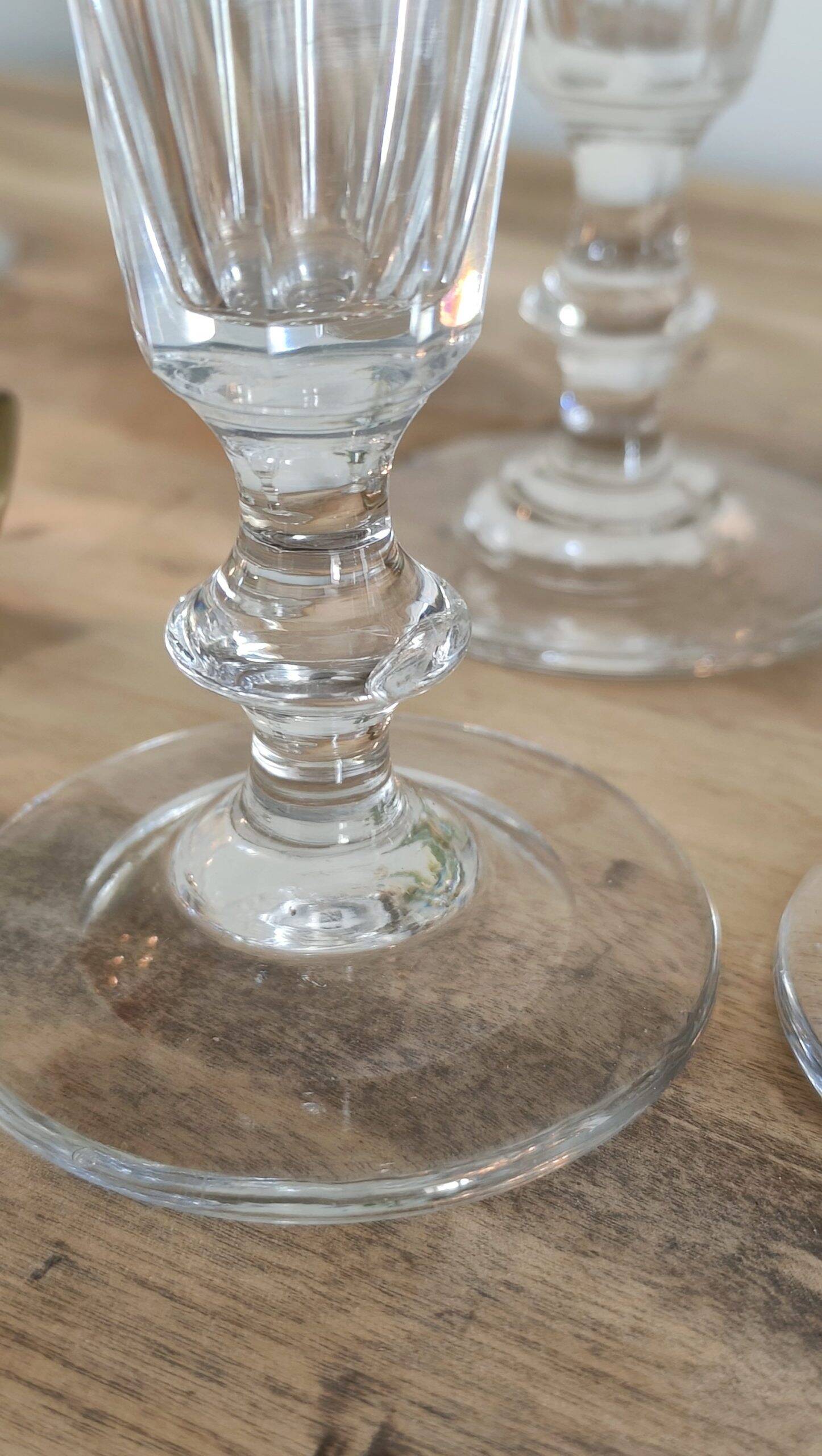 Ensemble de 6 flûtes « Caton » cristal fort – 19e siècle, Baccarat Saint Louis