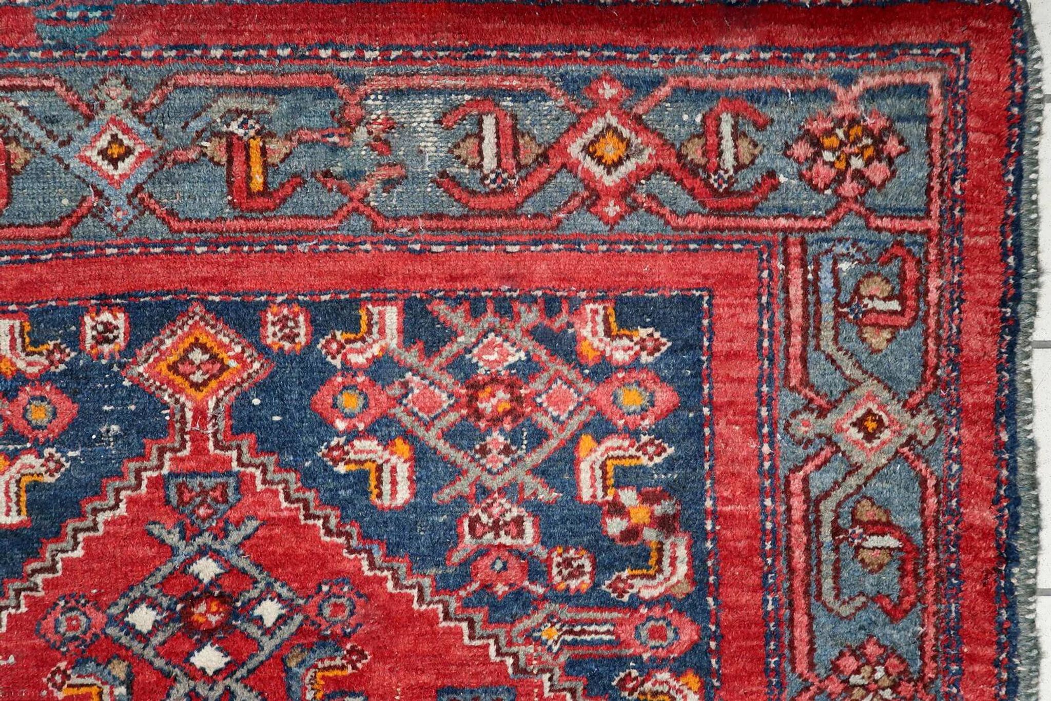 Antique Persian Hamadan handmade rug 129 x 203 cm 1920s - 1C1224
