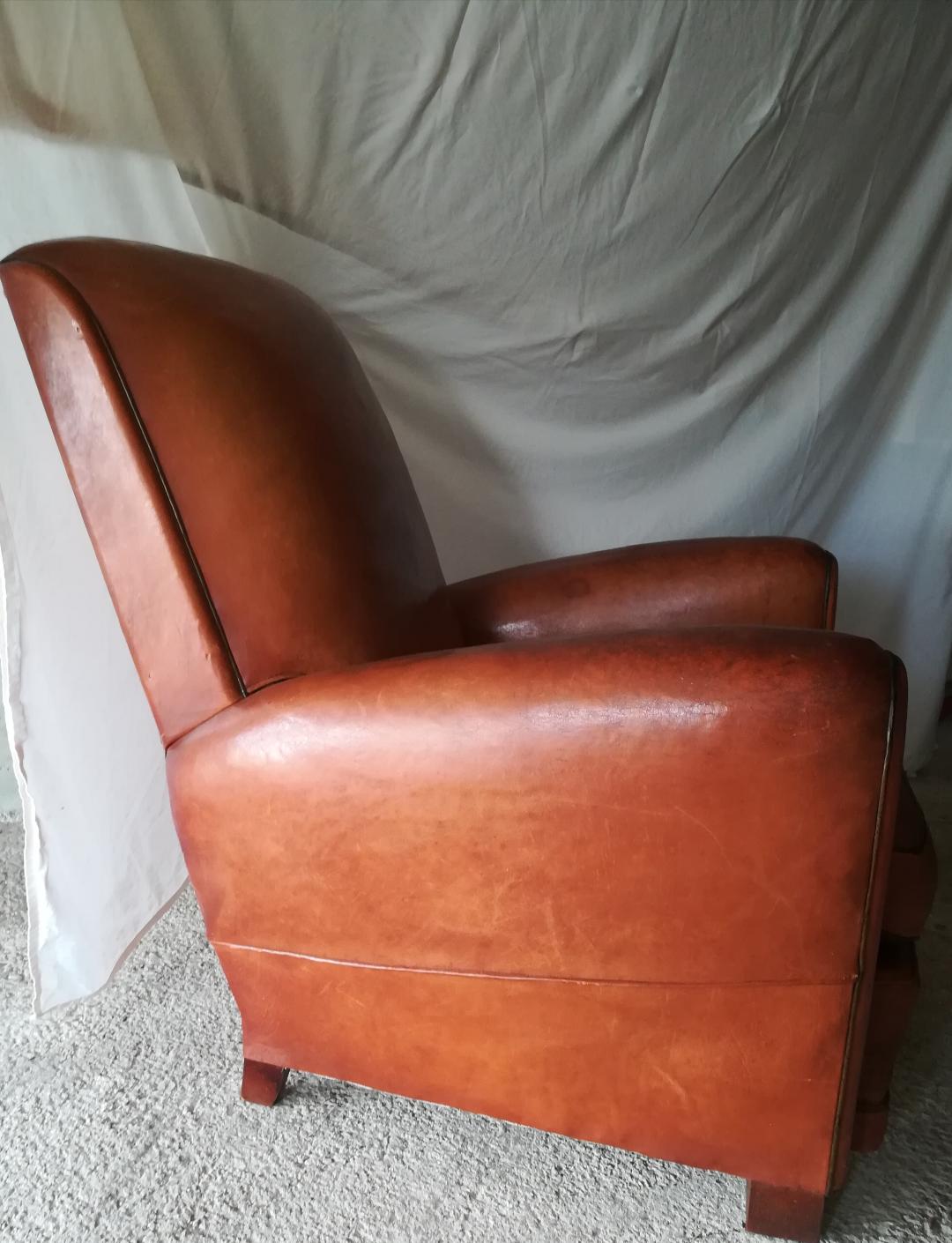 50/60 leather club armchair