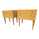 Paire de tables de chevet scandinaves en chêne des années 60