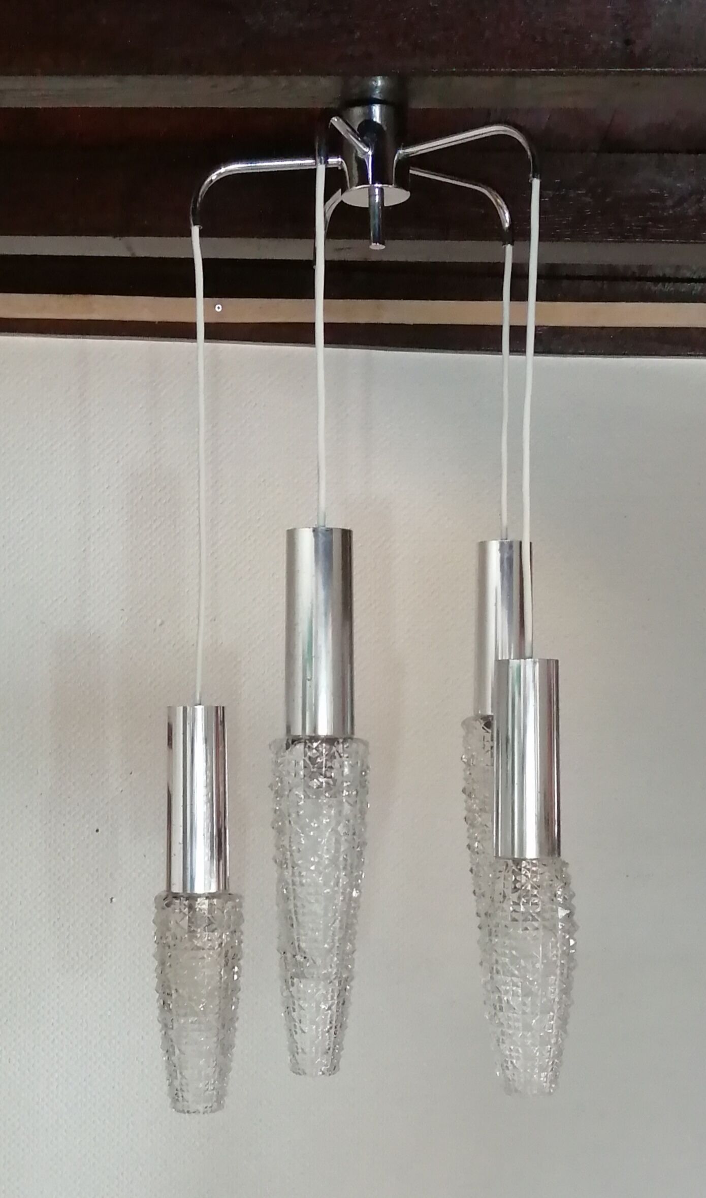 Waterfall chandelier space age 5 branches with tulips chiseled in glass 1960